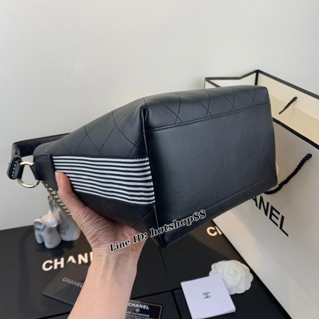 CHANEL新款水桶女包  57573 香奈兒新款菱格紋水桶復古小牛皮嬉皮包 djc1936